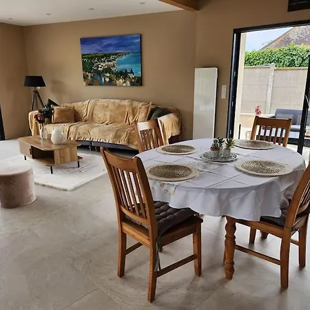 Holiday home Chez Pascale *